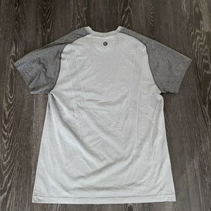 Lululemon Men’s workout shirt